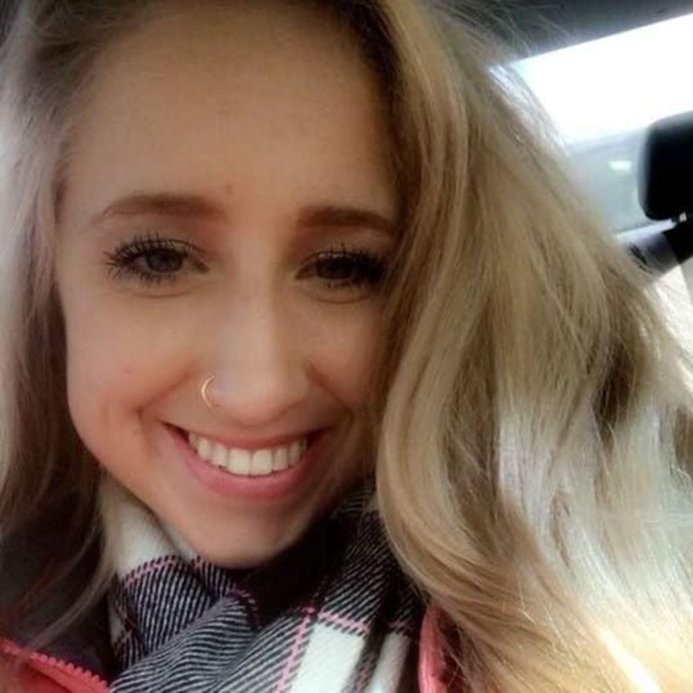 Meet your Posher, Ashley